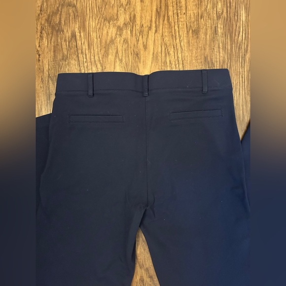 Betabrand Stretchy Work Pants. Size medium petite - Picture 4 of 4